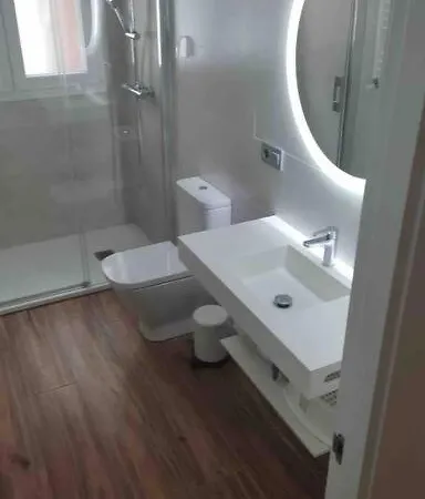 Precioso Apartamento Recien Reformado Gijon Exterior photo